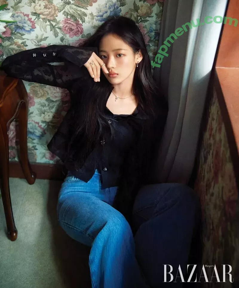 Minji nude photo #0032 (lovres_min__ / miniwithtattoos / newjeans_official)