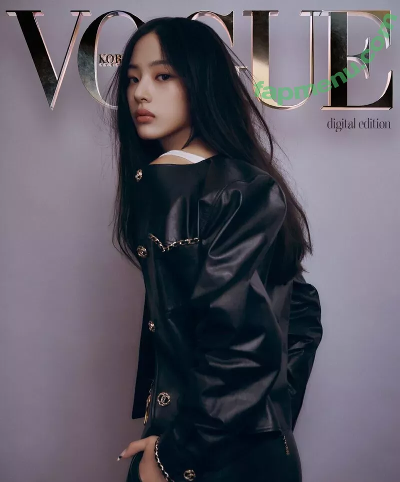 Minji nude photo #0036 (lovres_min__ / miniwithtattoos / newjeans_official)