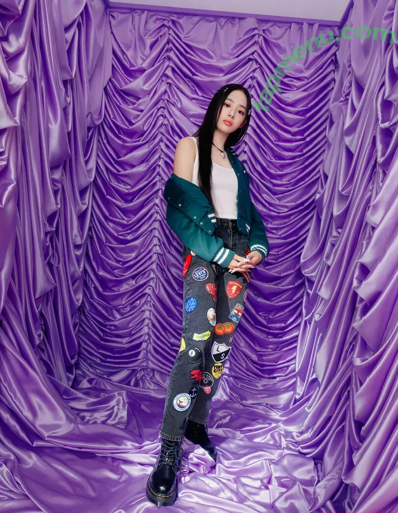 Minji nude photo #0049 (lovres_min__ / miniwithtattoos / newjeans_official)