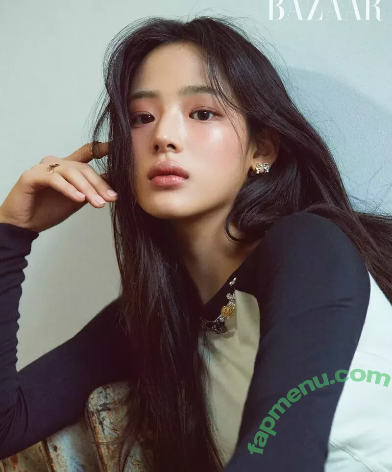 Minji nude photo #0053 (lovres_min__ / miniwithtattoos / newjeans_official)