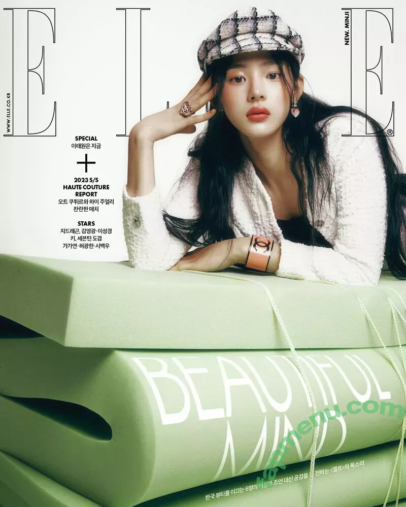 Minji nude photo #0056 (lovres_min__ / miniwithtattoos / newjeans_official)