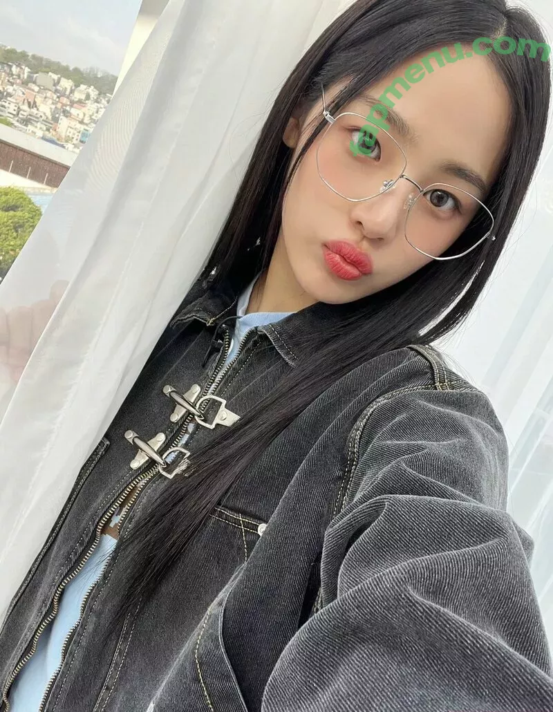 Minji nude photo #0081 (lovres_min__ / miniwithtattoos / newjeans_official)