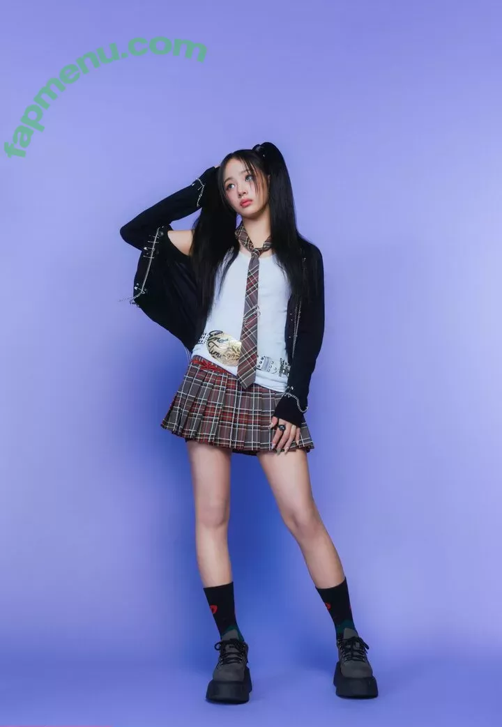 Minji nude photo #0100 (lovres_min__ / miniwithtattoos / newjeans_official)