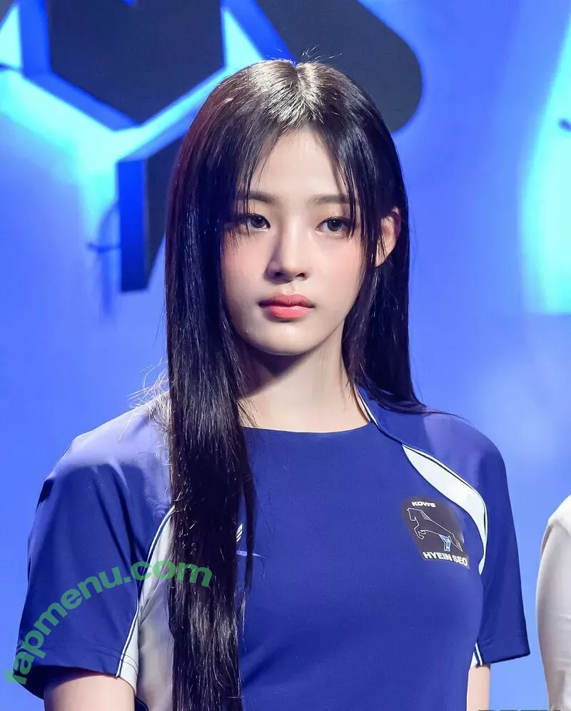 Minji nude photo #0109 (lovres_min__ / miniwithtattoos / newjeans_official)