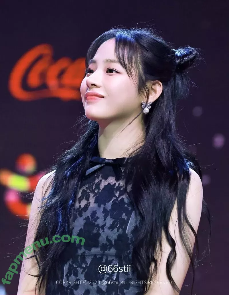 Minji nude photo #0135 (lovres_min__ / miniwithtattoos / newjeans_official)