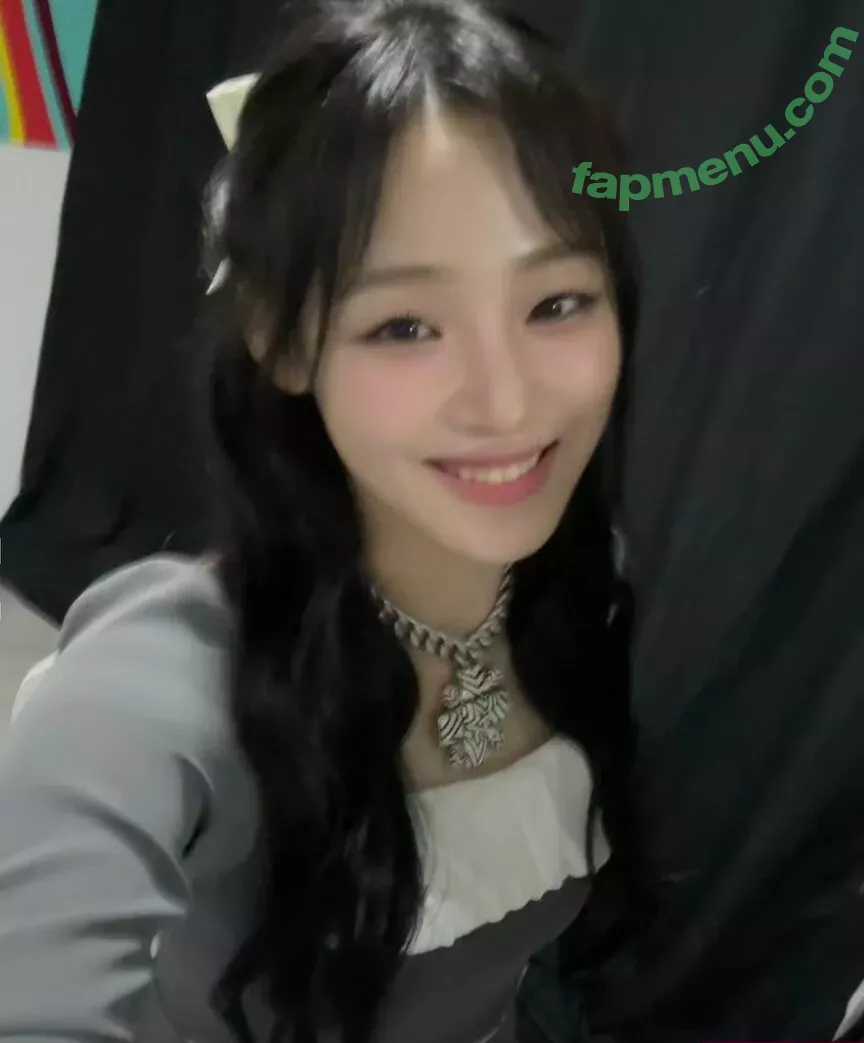 Minji nude photo #0199 (lovres_min__ / miniwithtattoos / newjeans_official)