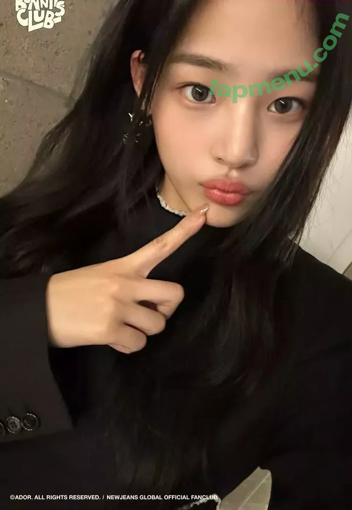 Minji nude photo #0214 (lovres_min__ / miniwithtattoos / newjeans_official)