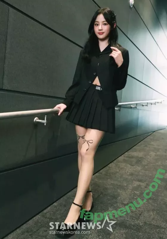 Minji nude photo #0248 (lovres_min__ / miniwithtattoos / newjeans_official)