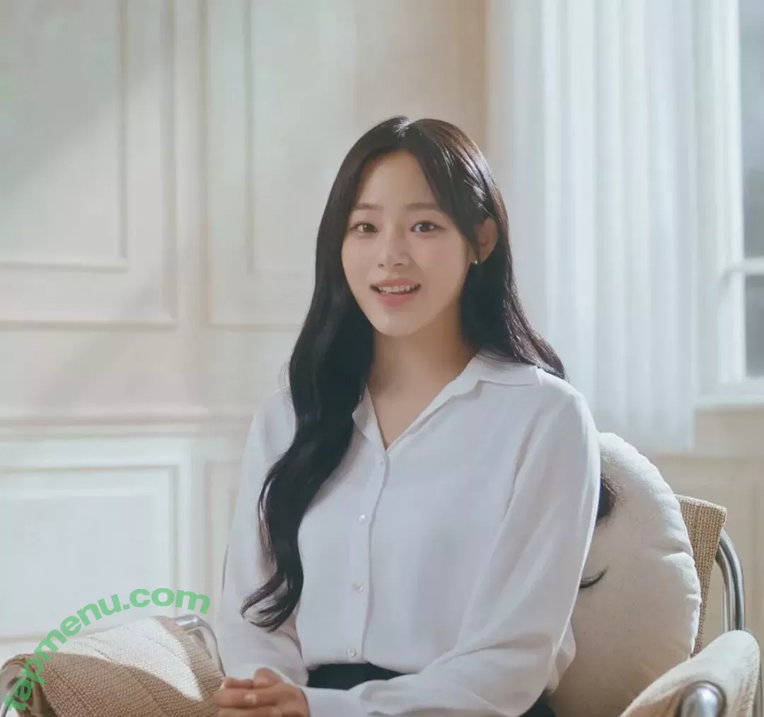 Minji nude photo #0260 (lovres_min__ / miniwithtattoos / newjeans_official)