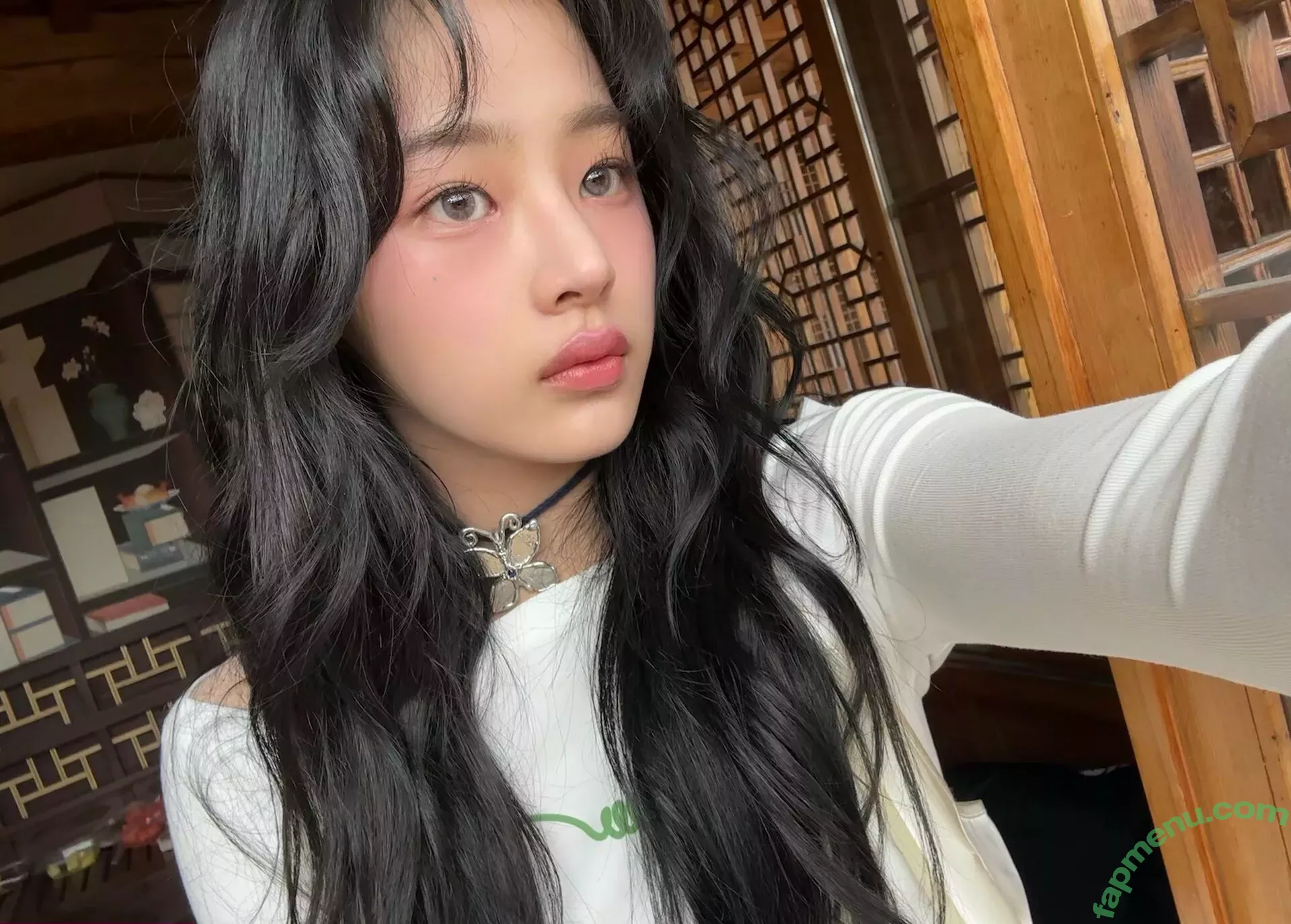 Minji nude photo #0284 (lovres_min__ / miniwithtattoos / newjeans_official)