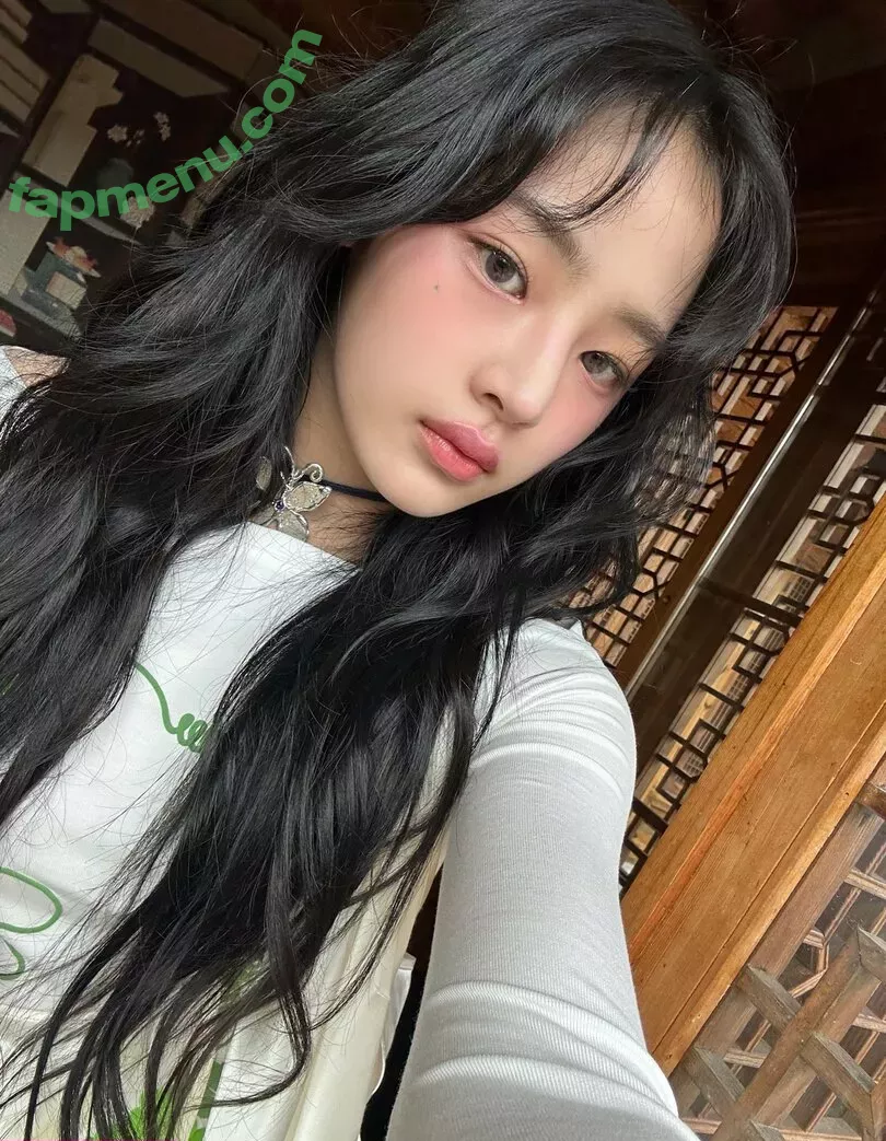 Minji nude photo #0286 (lovres_min__ / miniwithtattoos / newjeans_official)