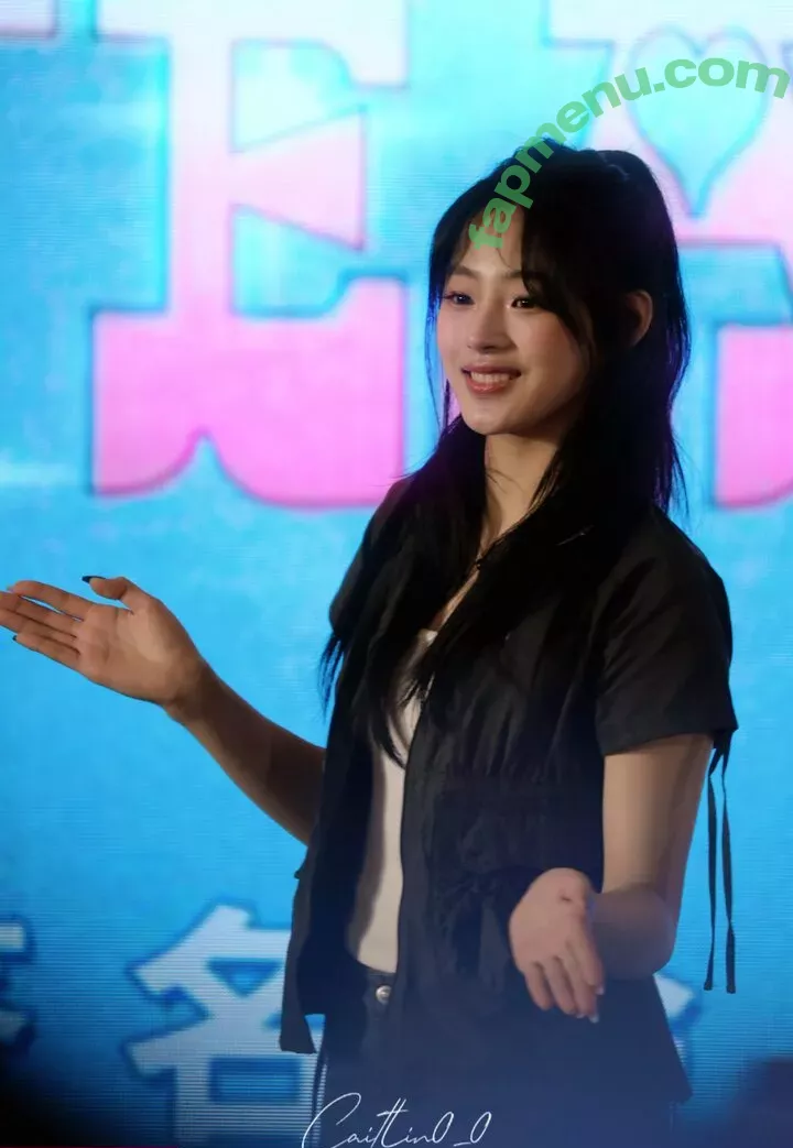 Minji nude photo #0288 (lovres_min__ / miniwithtattoos / newjeans_official)