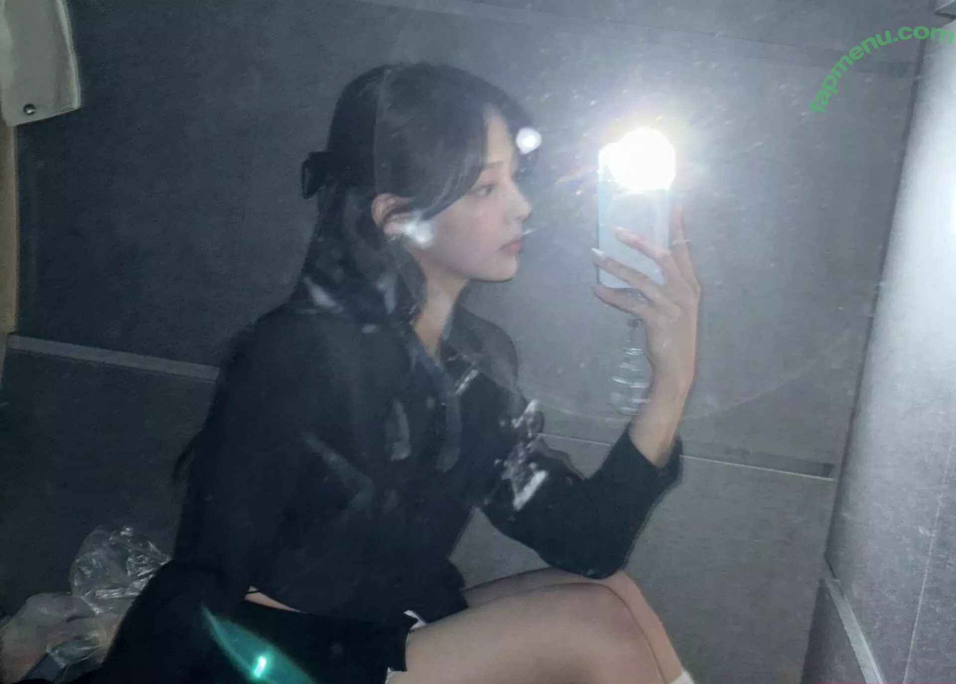 Minji nude photo #0290 (lovres_min__ / miniwithtattoos / newjeans_official)