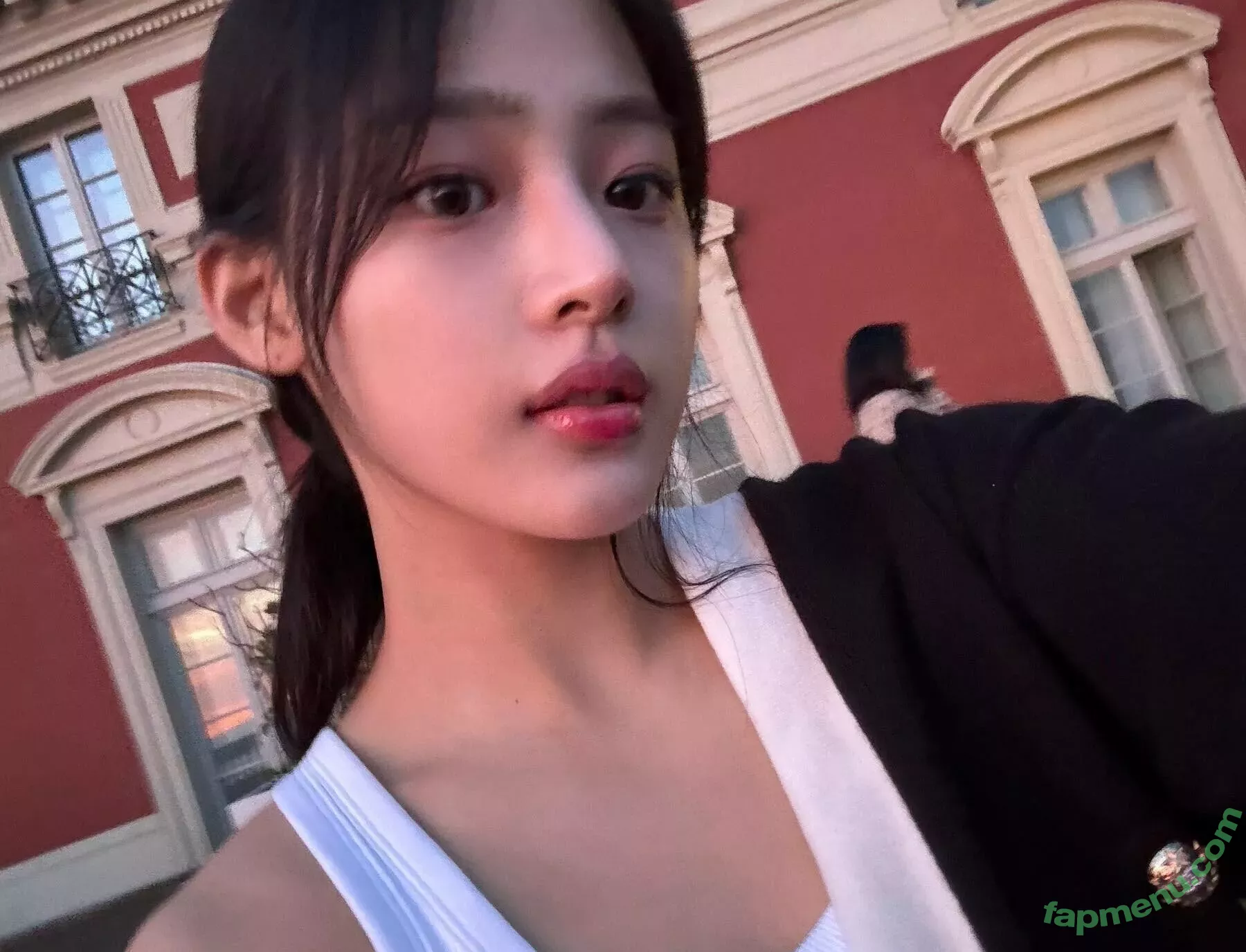 Minji nude photo #0294 (lovres_min__ / miniwithtattoos / newjeans_official)