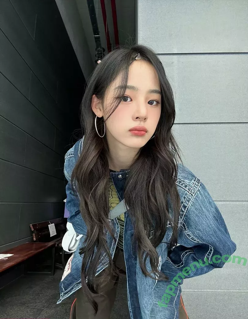 Minji nude photo #0300 (lovres_min__ / miniwithtattoos / newjeans_official)
