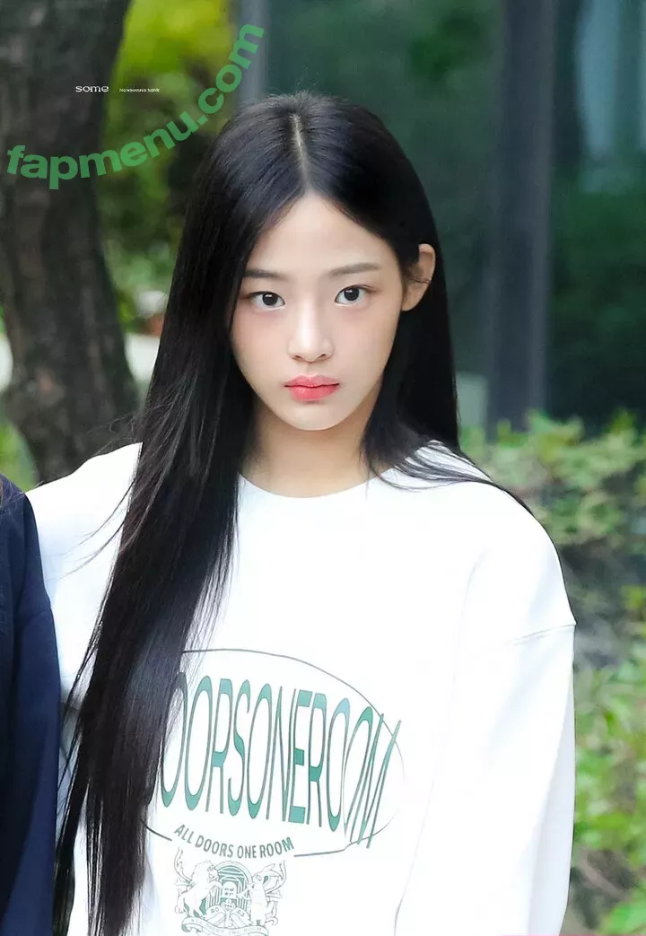 Minji nude photo #0309 (lovres_min__ / miniwithtattoos / newjeans_official)