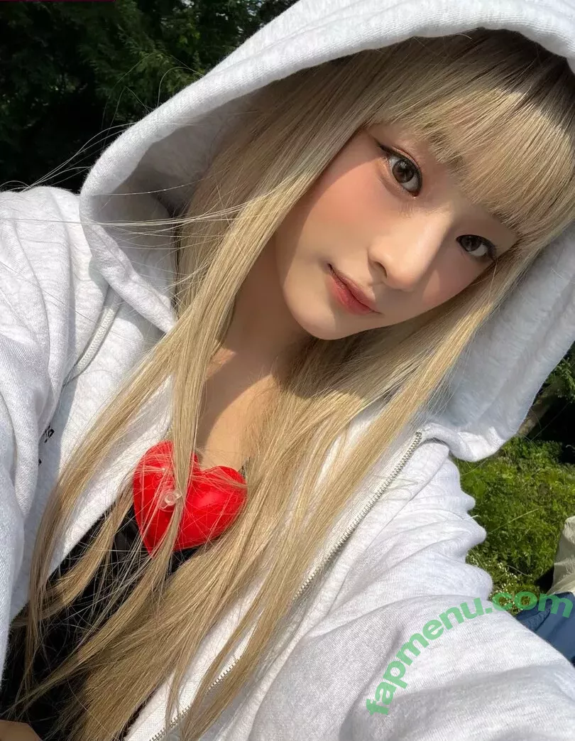 Minji nude photo #0324 (lovres_min__ / miniwithtattoos / newjeans_official)