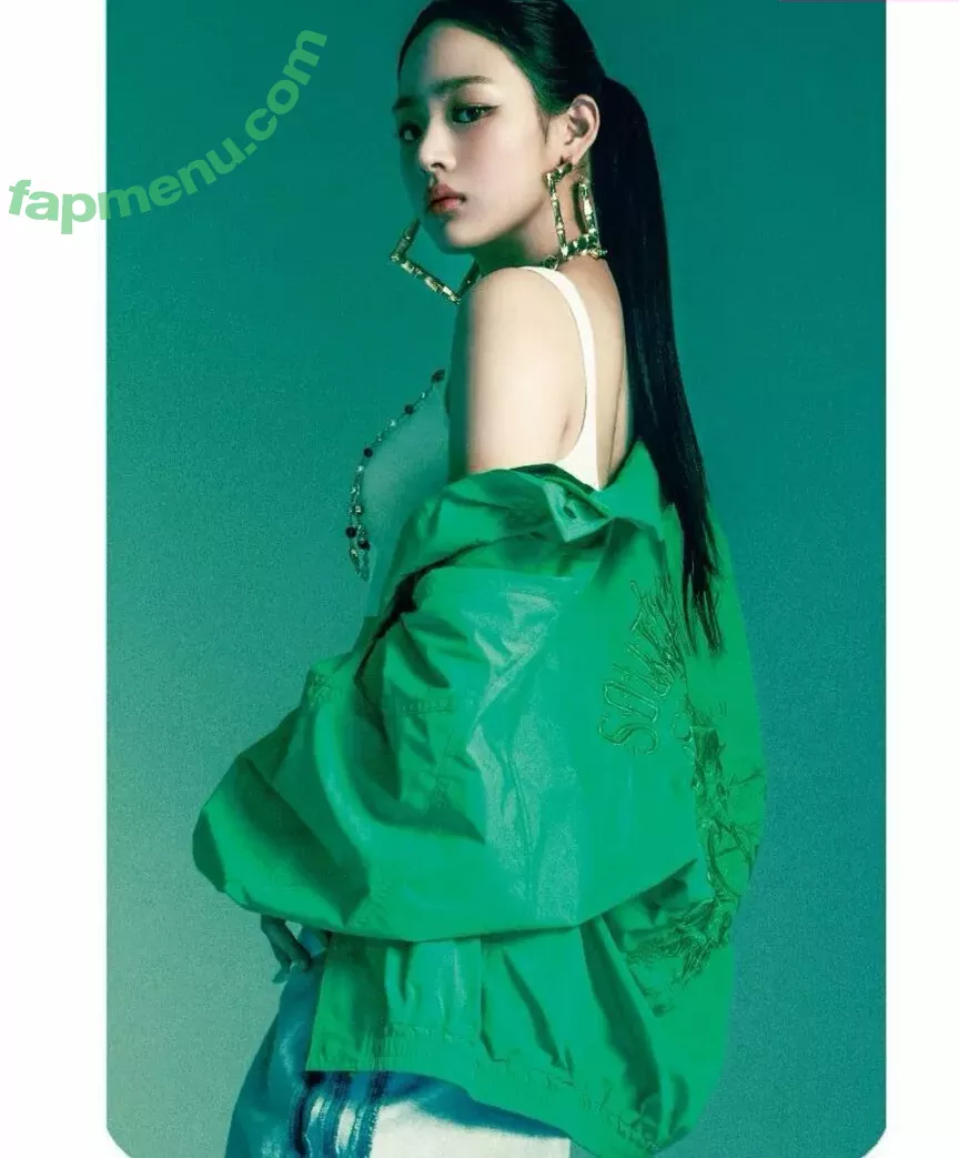 Minji nude photo #0415 (lovres_min__ / miniwithtattoos / newjeans_official)