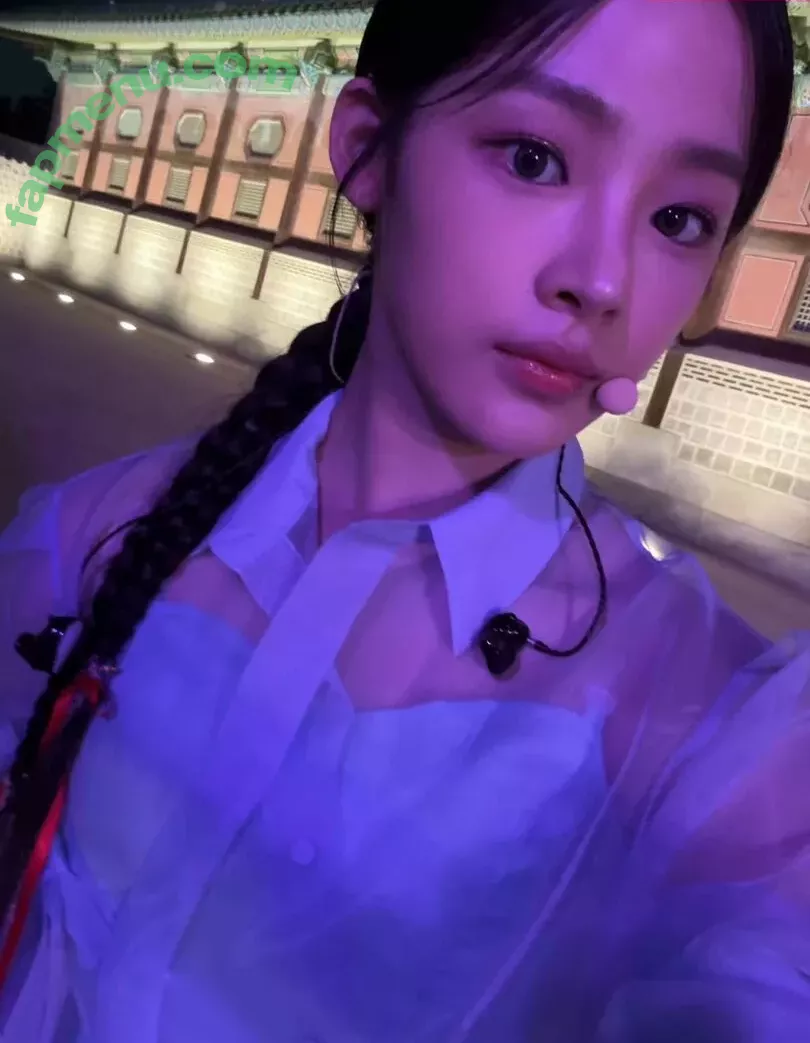 Minji nude photo #0427 (lovres_min__ / miniwithtattoos / newjeans_official)