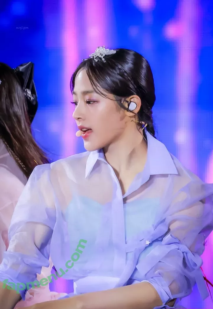 Minji nude photo #0445 (lovres_min__ / miniwithtattoos / newjeans_official)