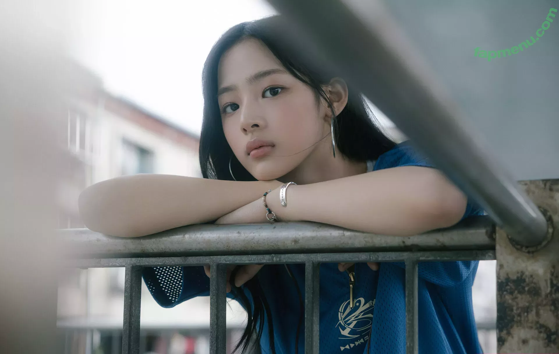 Minji nude photo #0463 (lovres_min__ / miniwithtattoos / newjeans_official)