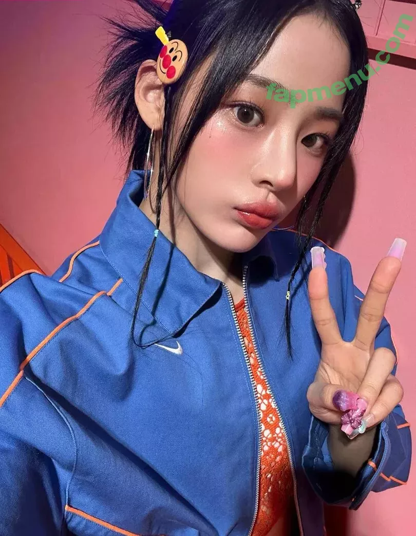 Minji nude photo #0469 (lovres_min__ / miniwithtattoos / newjeans_official)