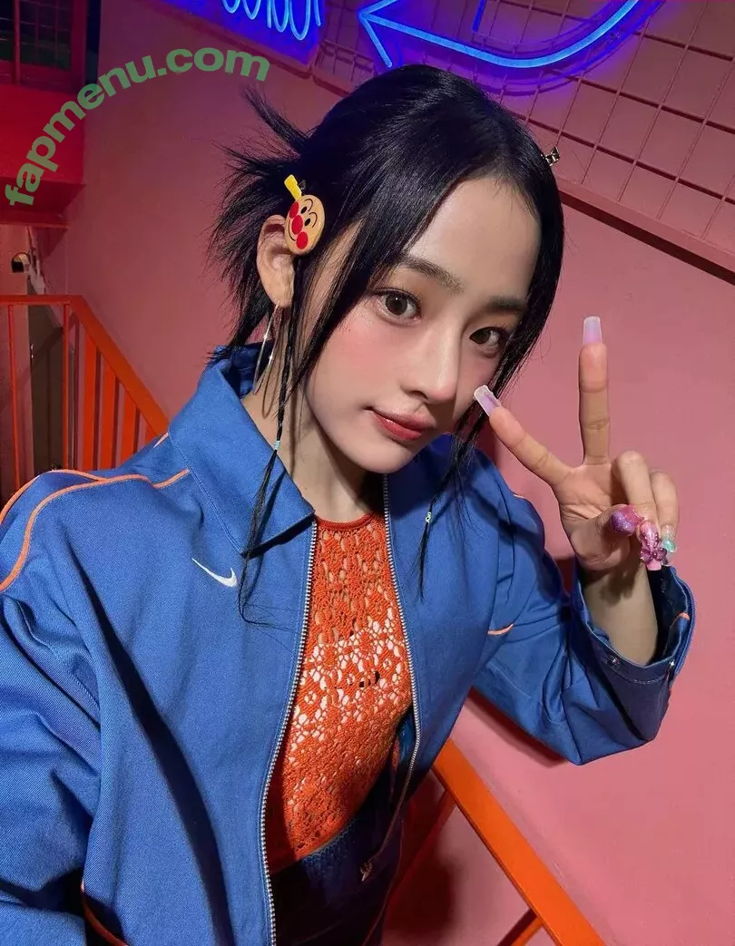 Minji nude photo #0470 (lovres_min__ / miniwithtattoos / newjeans_official)