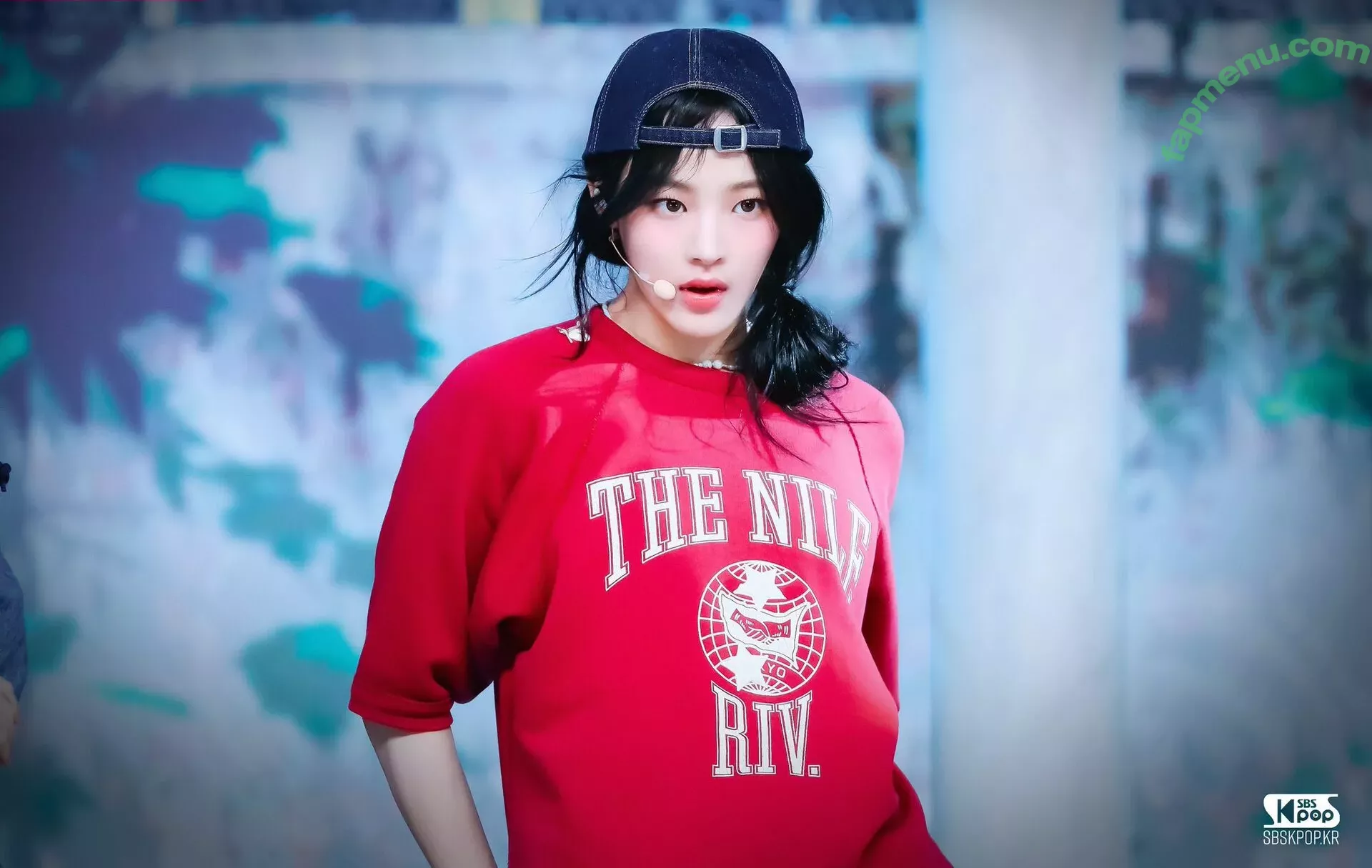 Minji nude photo #0503 (lovres_min__ / miniwithtattoos / newjeans_official)