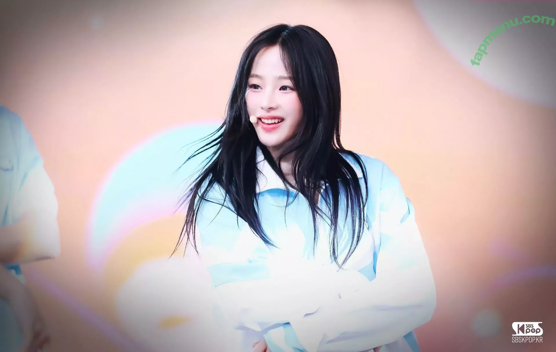 Minji nude photo #0508 (lovres_min__ / miniwithtattoos / newjeans_official)