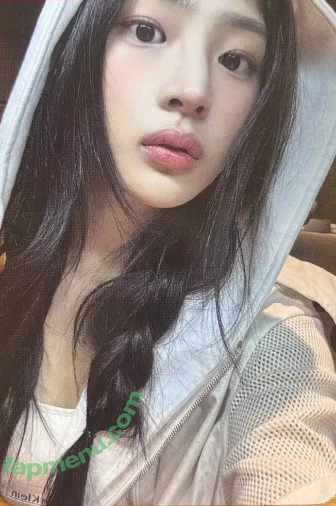 Minji nude photo #0570 (lovres_min__ / miniwithtattoos / newjeans_official)