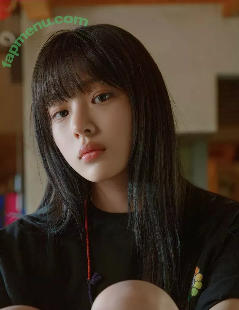 Minji nude photo #0600 (lovres_min__ / miniwithtattoos / newjeans_official)