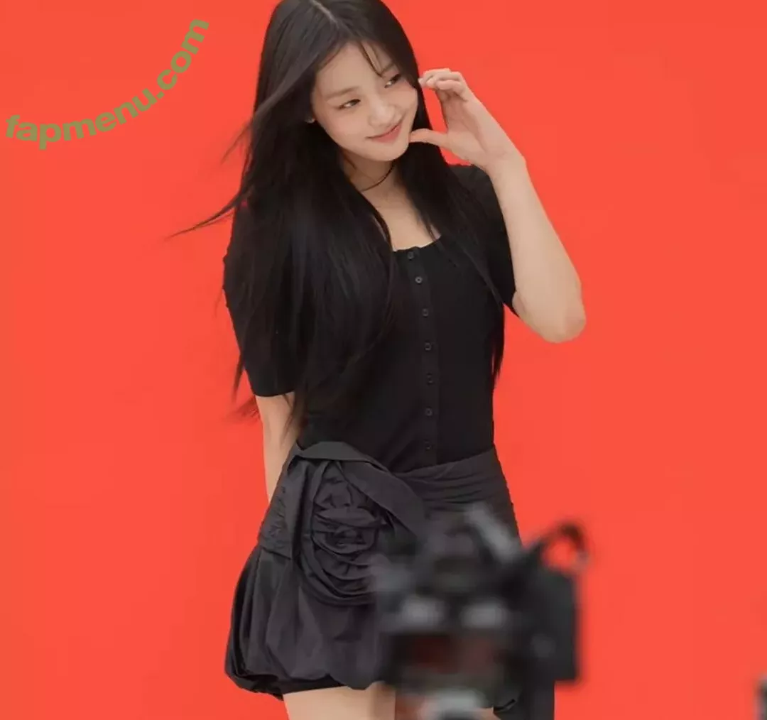 Minji nude photo #0666 (lovres_min__ / miniwithtattoos / newjeans_official)