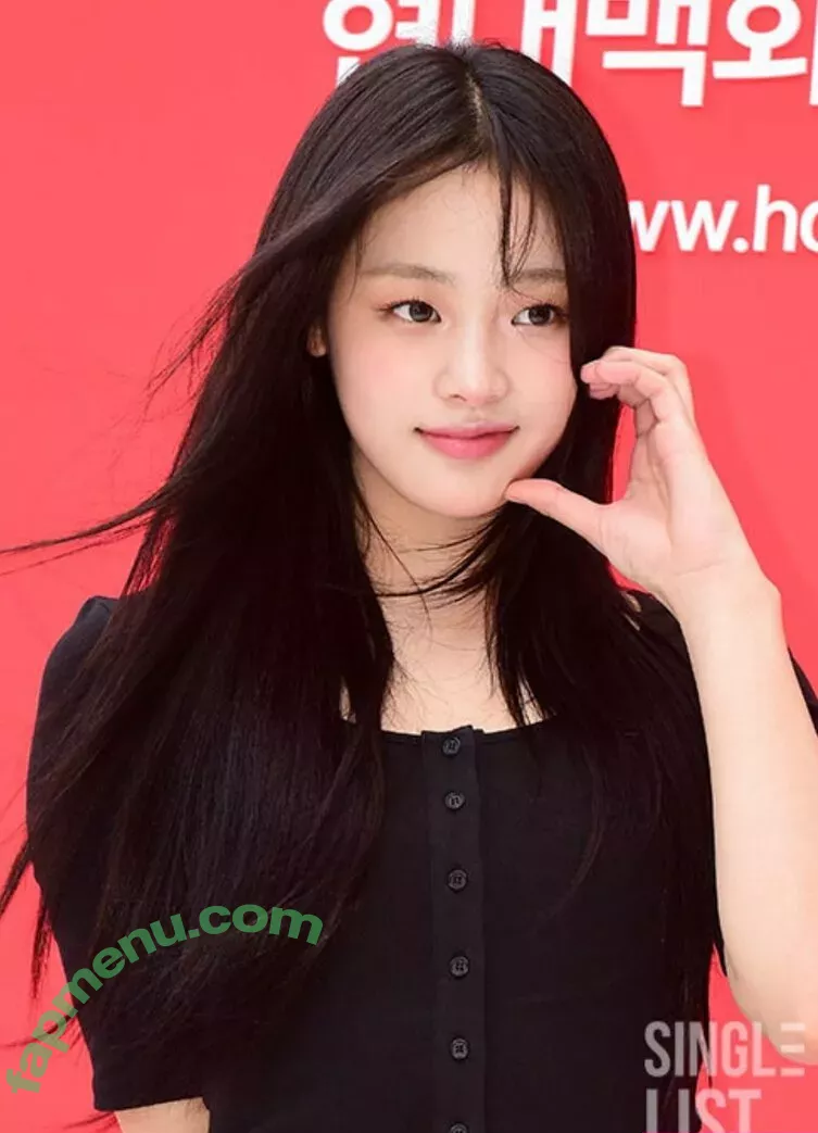 Minji nude photo #0670 (lovres_min__ / miniwithtattoos / newjeans_official)