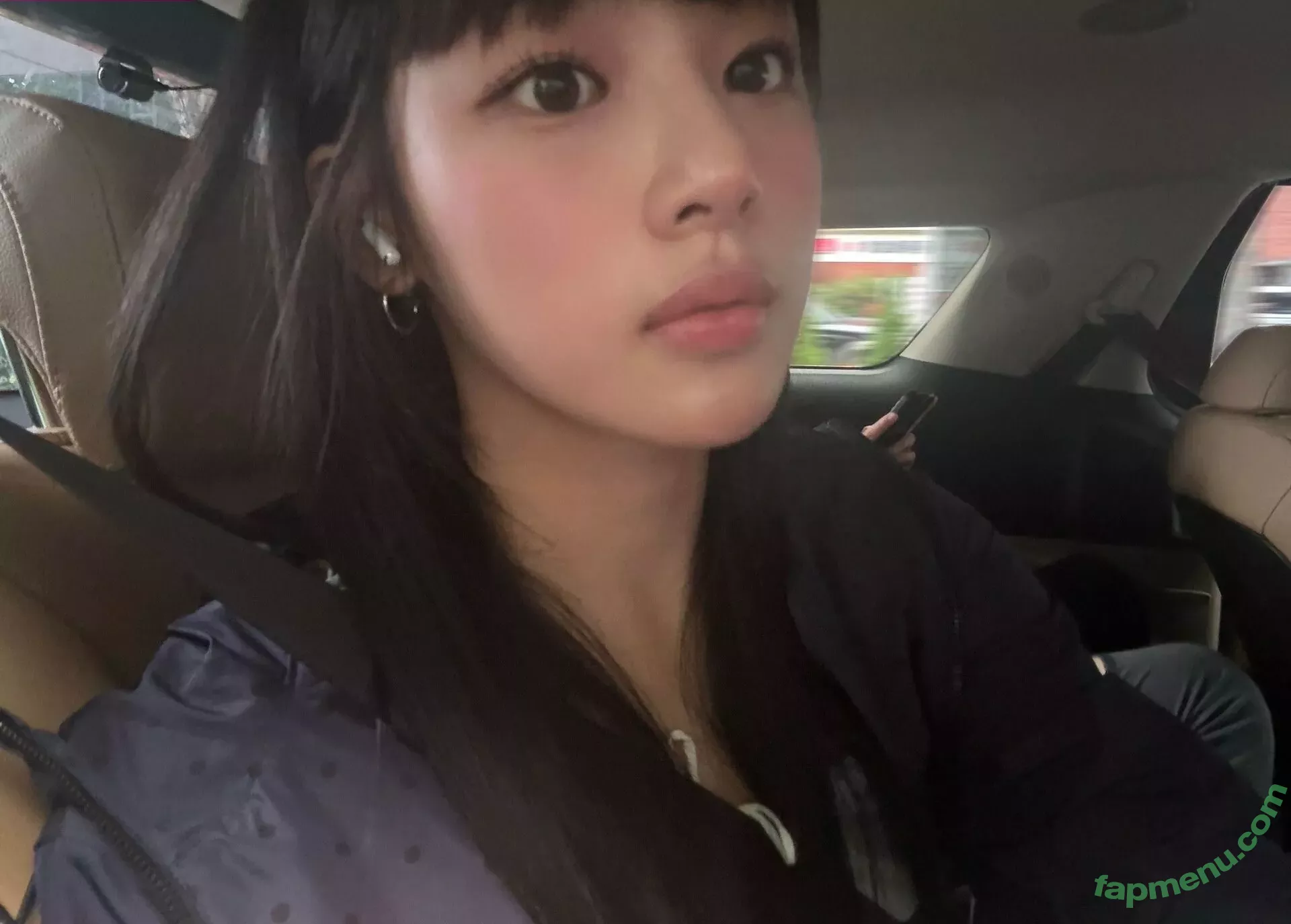 Minji nude photo #0681 (lovres_min__ / miniwithtattoos / newjeans_official)