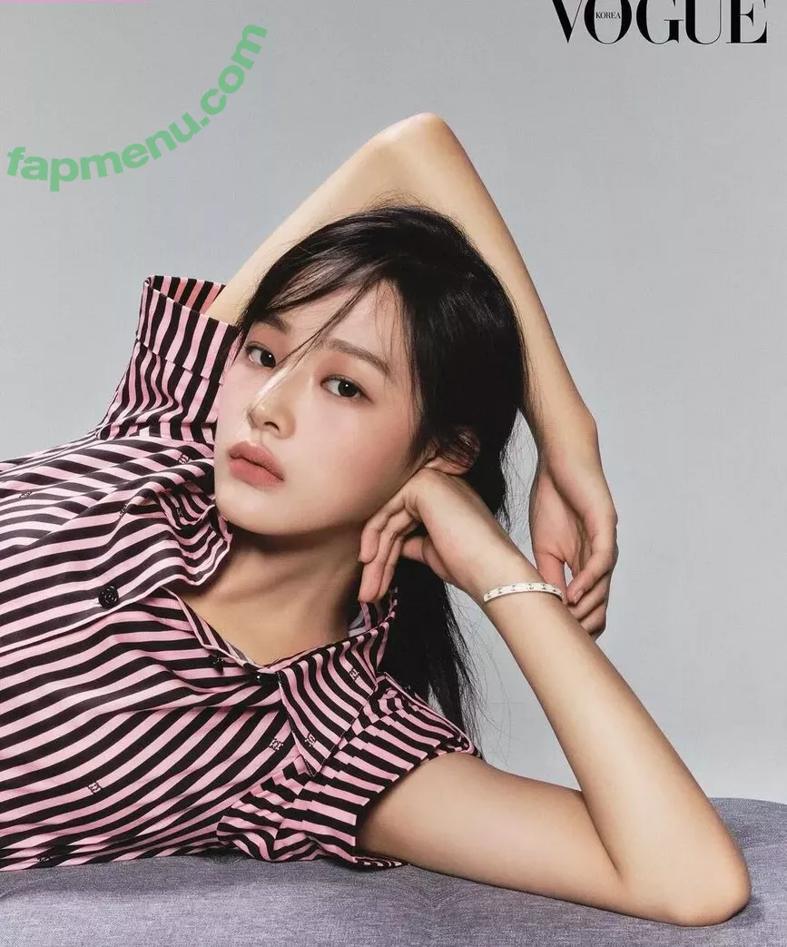Minji nude photo #0725 (lovres_min__ / miniwithtattoos / newjeans_official)