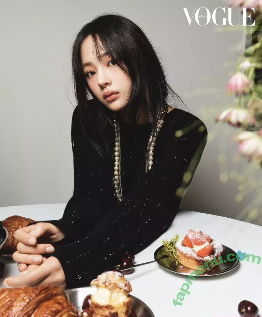 Minji nude photo #0733 (lovres_min__ / miniwithtattoos / newjeans_official)