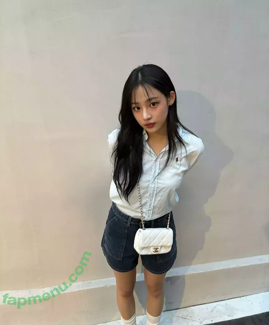 Minji nude photo #0746 (lovres_min__ / miniwithtattoos / newjeans_official)