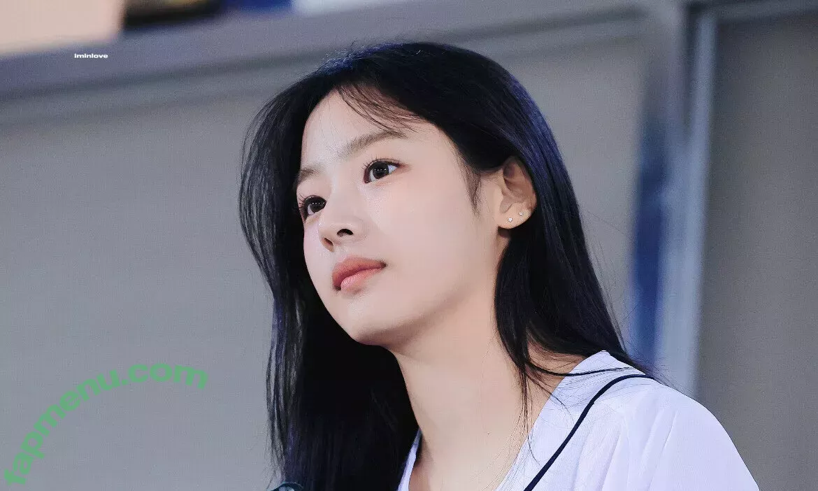 Minji nude photo #0868 (lovres_min__ / miniwithtattoos / newjeans_official)