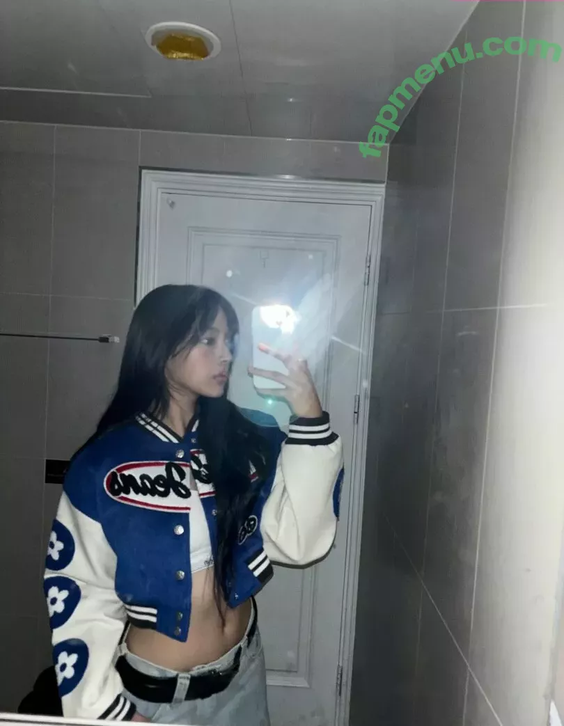 Minji nude photo #0925 (lovres_min__ / miniwithtattoos / newjeans_official)
