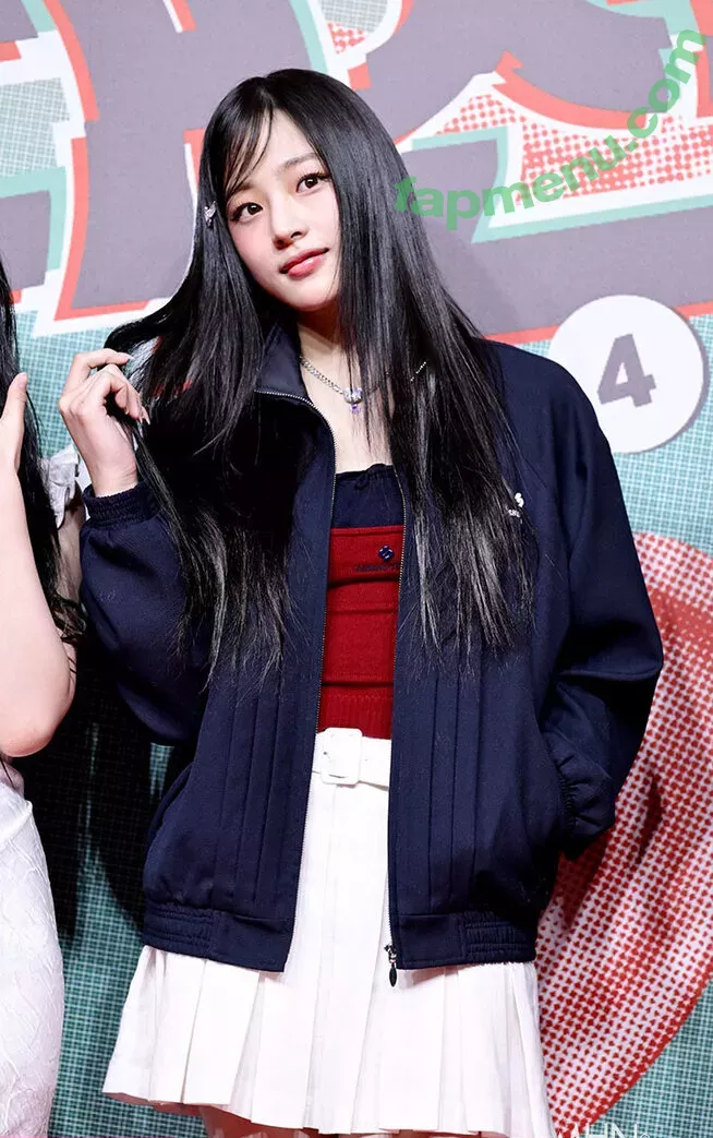 Minji nude photo #1080 (lovres_min__ / miniwithtattoos / newjeans_official)
