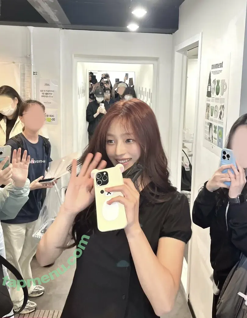 Minji nude photo #1250 (lovres_min__ / miniwithtattoos / newjeans_official)