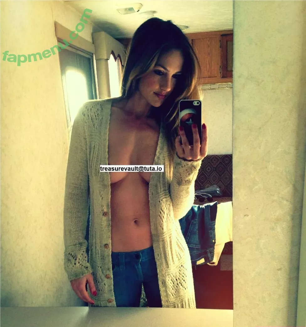 Minka Kelly nude photo #0157 (minkakelly)