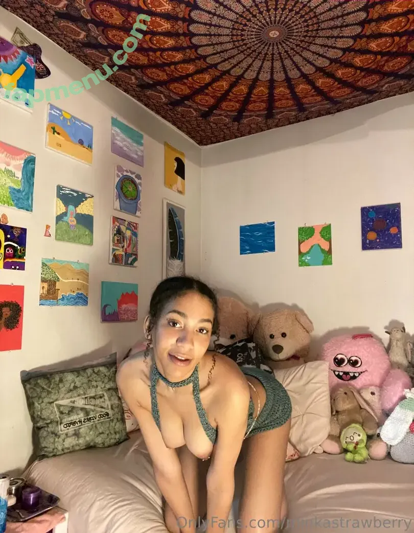 minkastrawberry nude photo #0109 (b4by.berries)