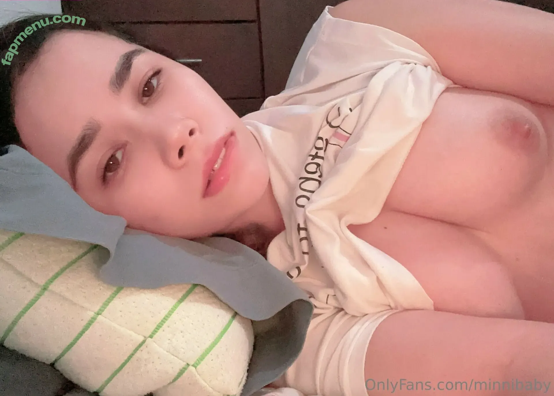 Minni Minita nude photo #0033 (Minni Uwu / Minnibaby / minniuwu_)