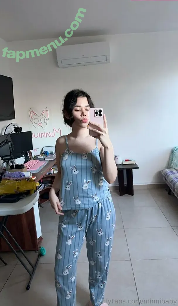 minnibaby nude photo #0012 (minnibaby.s)