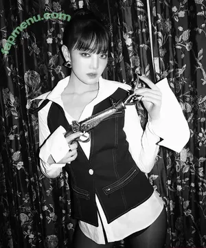 Minnie (Nicha Yontararak - I-dle / (GI-dle / min.nicha nude photo #0015