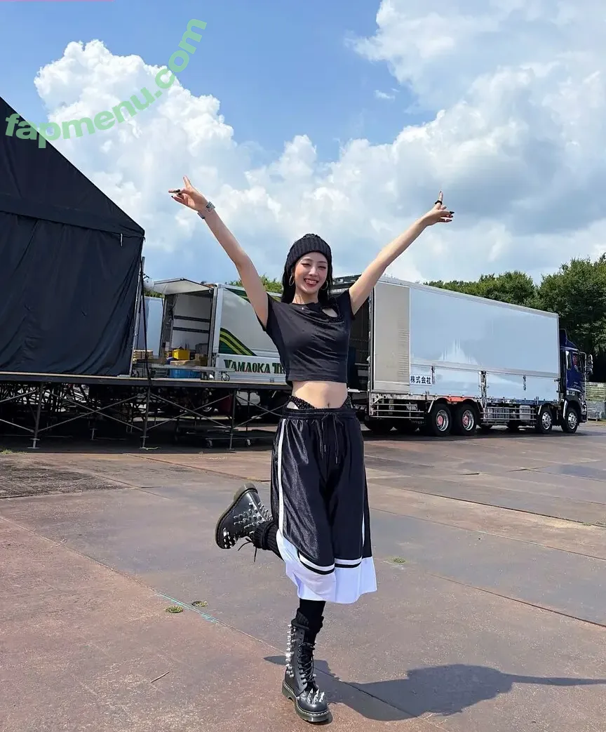 Minnie (Nicha Yontararak - I-dle nude photo #0121 ((GI-dle / min.nicha)