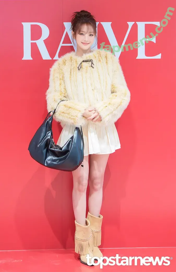 Minnie (Nicha Yontararak - I-dle nude photo #0209 ((GI-dle / min.nicha)