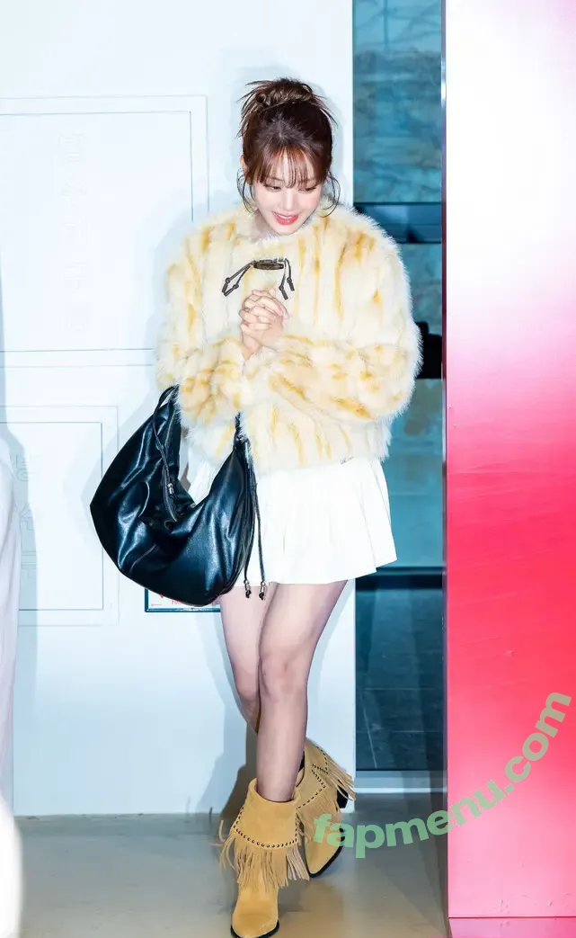 Minnie (Nicha Yontararak - I-dle nude photo #0242 ((GI-dle / min.nicha)