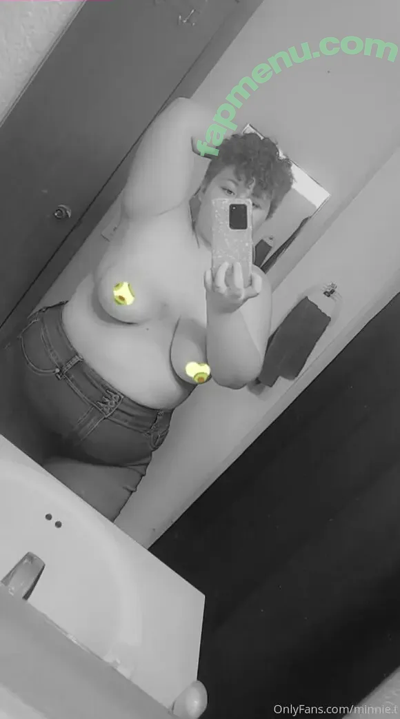 minnie.t nude photo #0013 (shopminniets)
